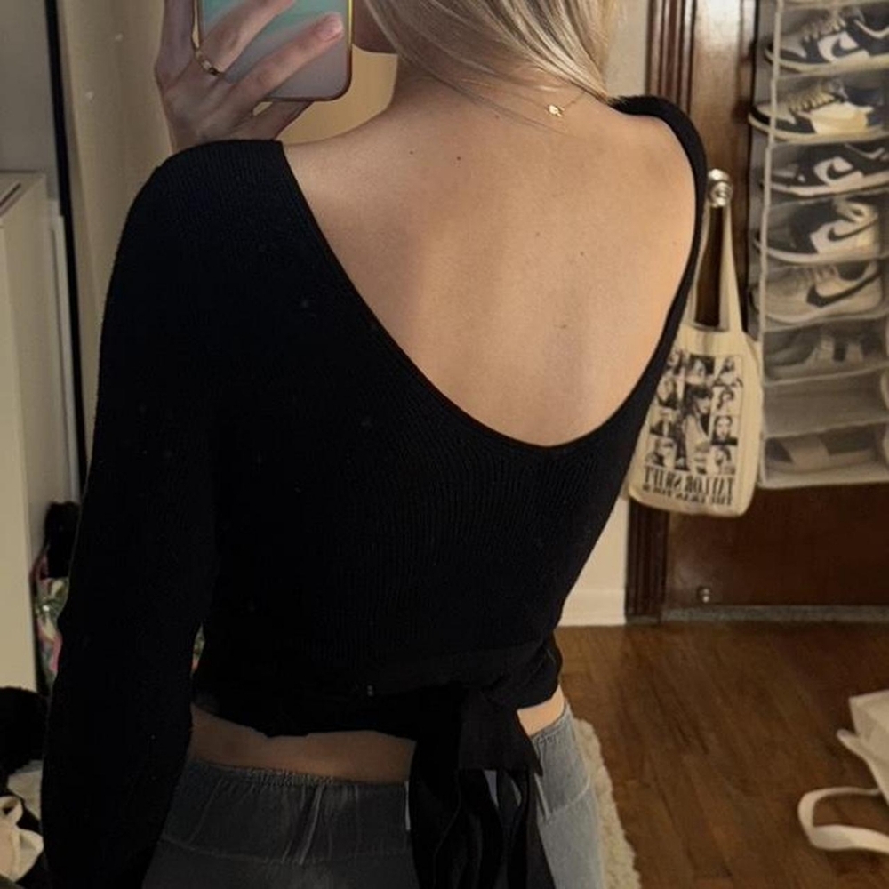 Aerie Black Long Sleeve Top - Picture 3 of 3